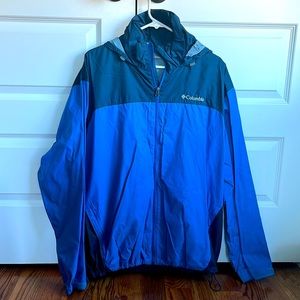 Columbia rain coat